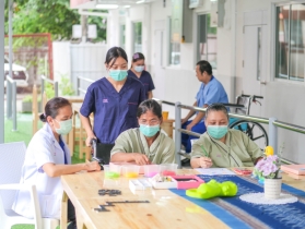 รับดูแลผู้ที่ต้องการฟื้นฟูทางด้านกายภาพ ลาดพร้าว 87