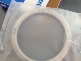 Compressor oil seals